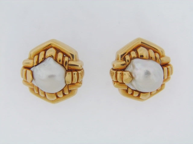 18K-YG BAROQUE PEARL EARCLIPS BY 