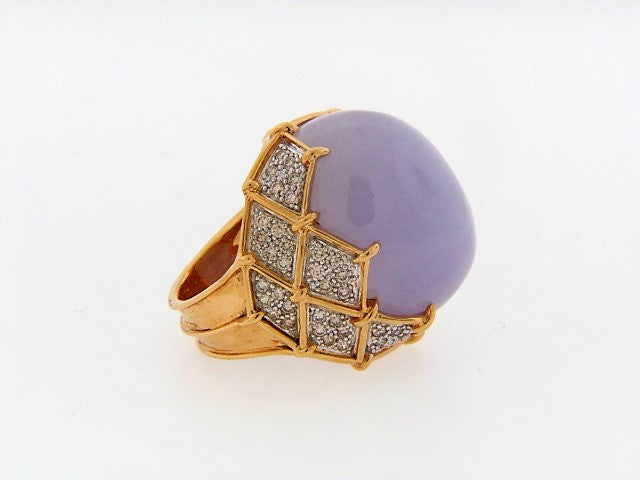 18K-YG LAVENDER JADE AND DIAMOND BOMBE RING