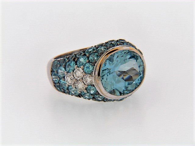 18K-WG AQUAMARINE, BLUE ZIRCON AND DIAMOND RING