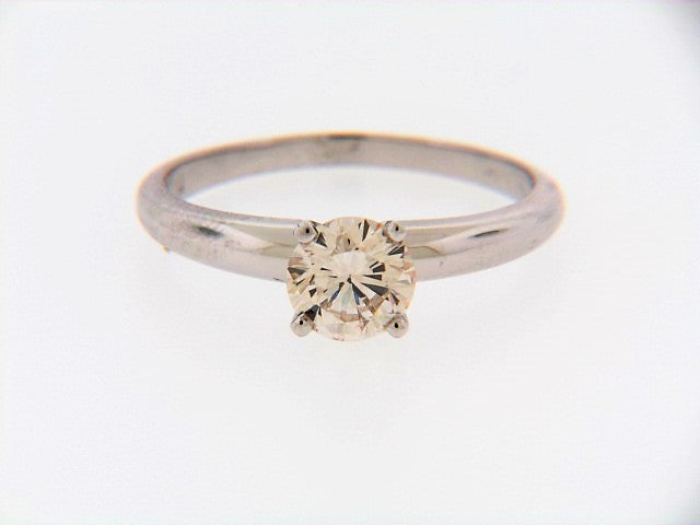 PLATINUM DIAMOND SOLITAIRE RING | 18 Karat Appraisers | Beverly Hills, CA | Fine Jewelry