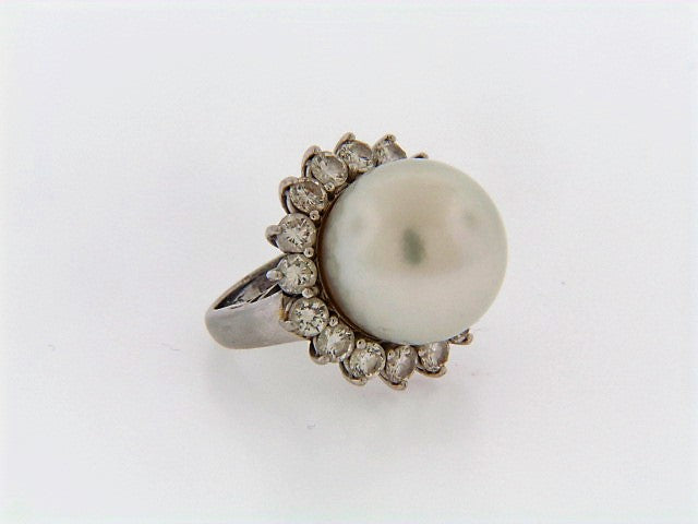 PLATINUM CULTURED PEARL AND DIAMOND RING | 18 Karat Appraisers | Beverly Hills, CA | Fine Jewelry