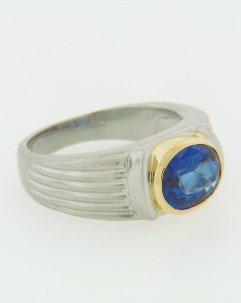 PLATINUM AND 18K-YG SAPPHIRE RING