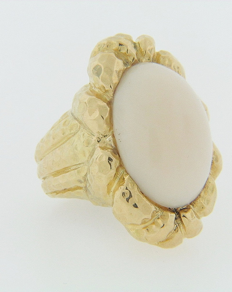 18K YELLOW GOLD WHITE CORAL RING | 18 Karat Appraisers | Beverly Hills, CA | Fine Jewelry