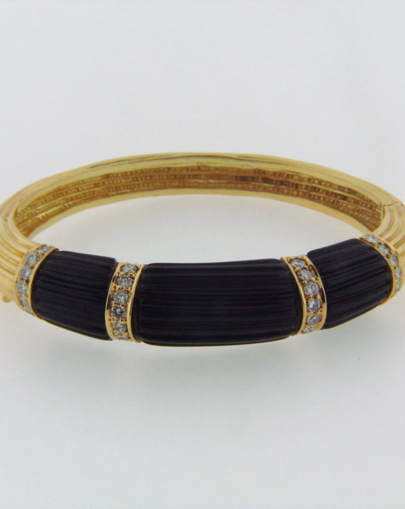 18K YELLOW GOLD BLACK ONYX AND DIAMOND BANGLE BRACELET | 18 Karat Appraisers | Beverly Hills, CA | Fine Jewelry