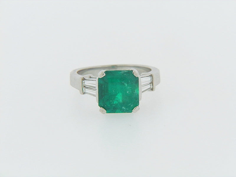 PLATINUM COLOMBIAN EMERALD AND DIAMOND RING | 18 Karat Appraisers | Beverly Hills, CA | Fine Jewelry