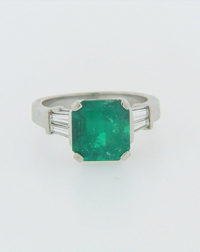 PLATINUM COLOMBIAN EMERALD AND DIAMOND RING | 18 Karat Appraisers | Beverly Hills, CA | Fine Jewelry