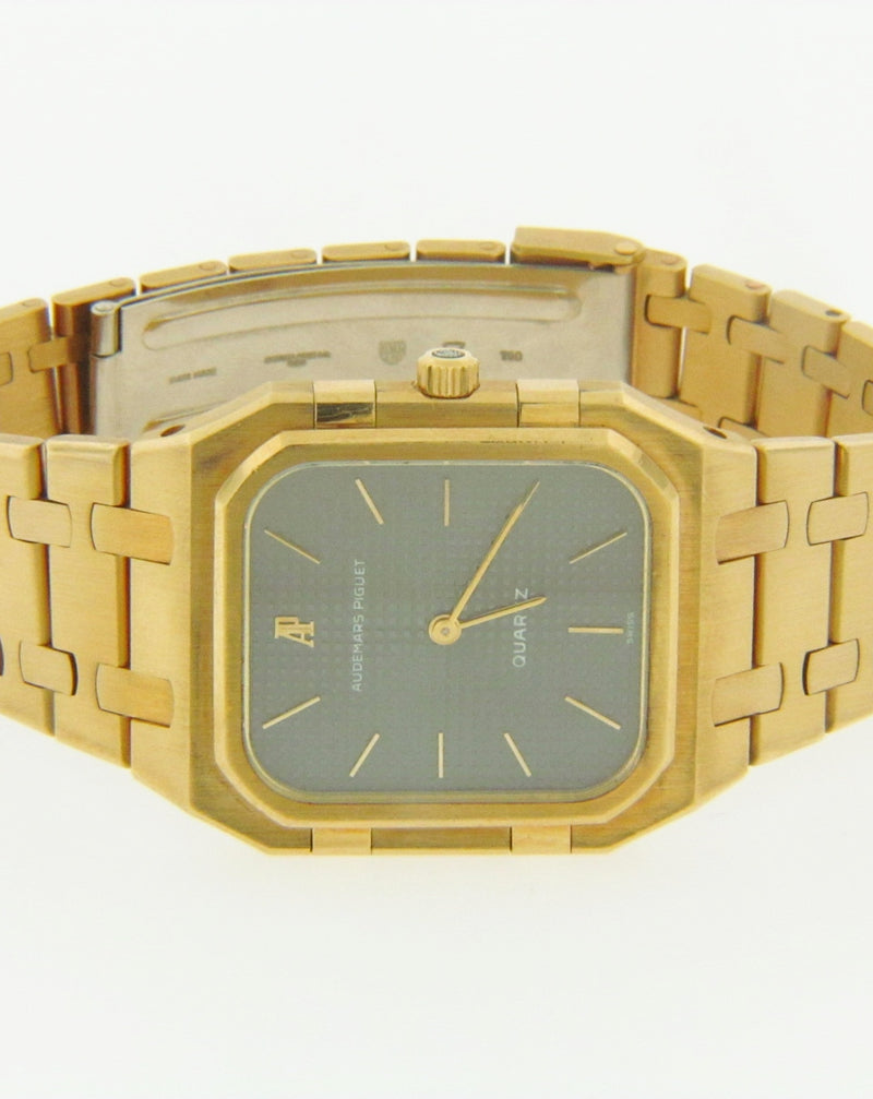 18K YELLOW GOLD AUDEMARS PIGUET ROYAL OAK WRISTWATCH | 18 Karat Appraisers | Beverly Hills, CA | Fine Jewelry