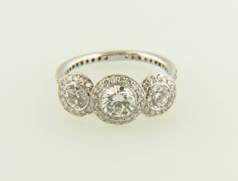 18K White Gold, Diamond Ring | 18 Karat Appraisers | Beverly Hills, CA | Fine Jewelry