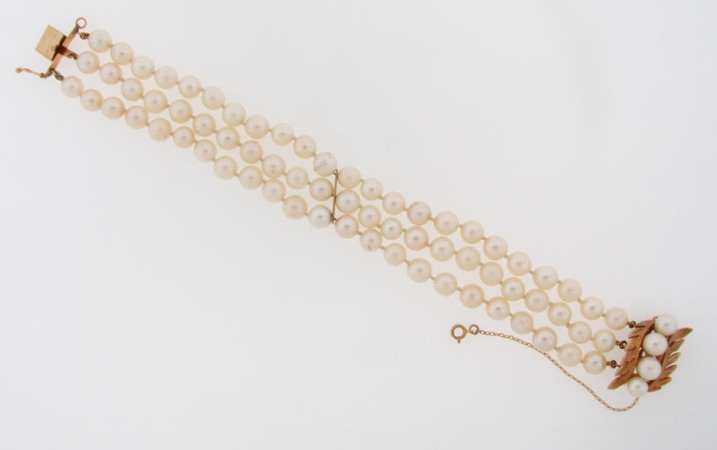 MULTI-STRAND PEARL BRACELET