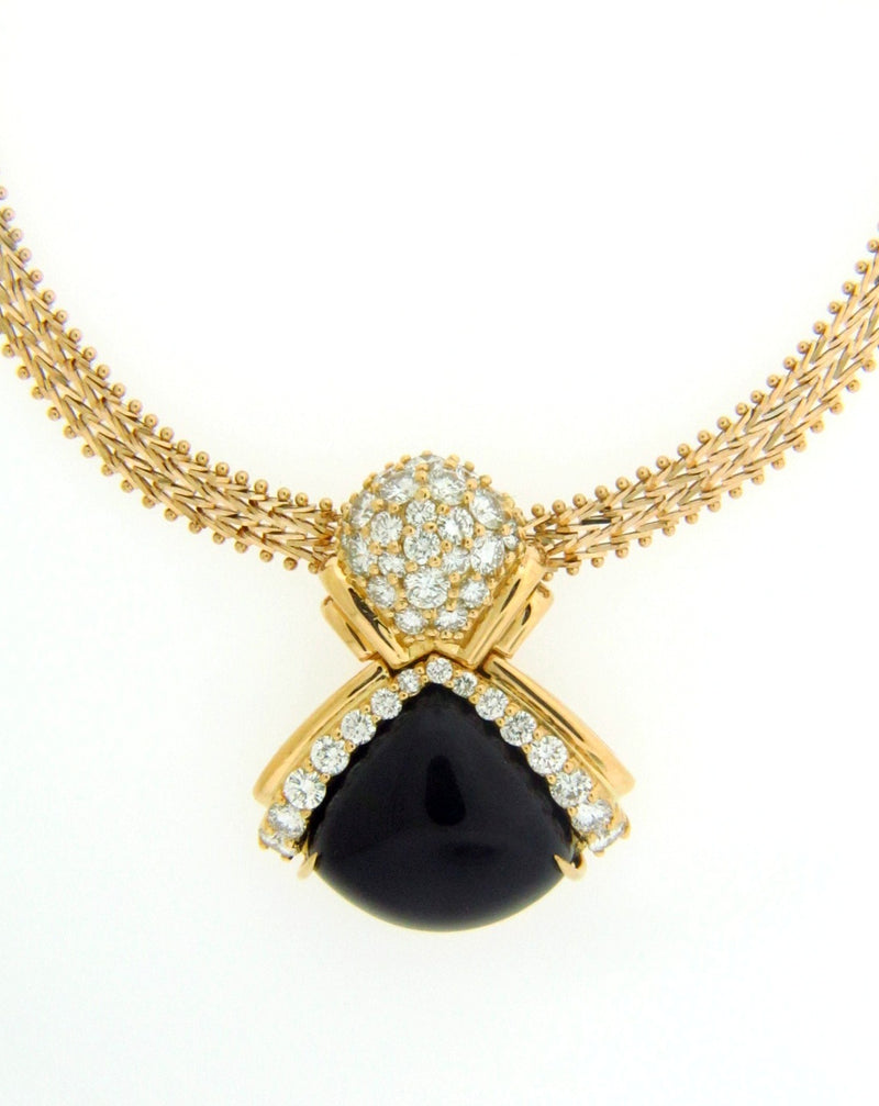 18K Yellow Gold Diamond and black Onyx Pendant | 18 Karat Appraisers | Beverly Hills, CA | Fine Jewelry
