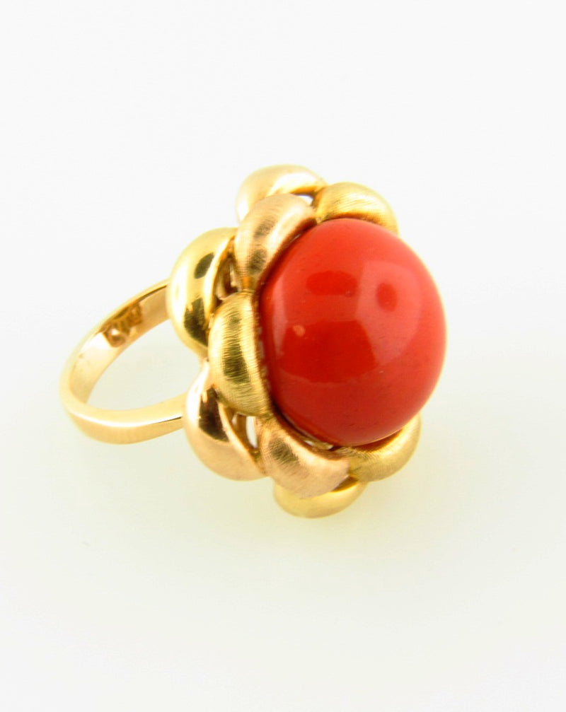 18K Yellow Gold, Red Coral Ring | 18 Karat Appraisers | Beverly Hills, CA | Fine Jewelry
