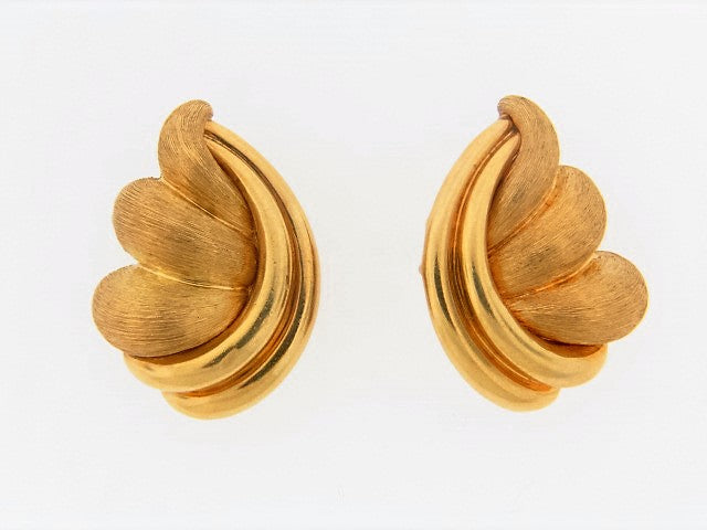 18K-YG TEXTURED GOLD EARCLIPS BY 