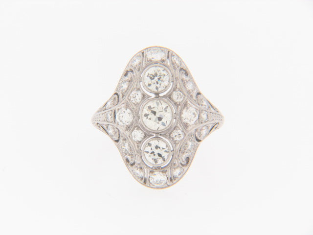 PLATINUM DIAMOND FILIGREE RING | 18 Karat Appraisers | Beverly Hills, CA | Fine Jewelry