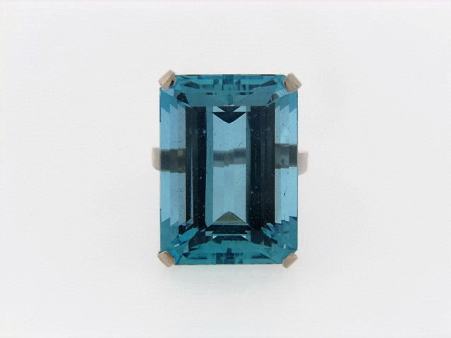 PLATINUM AQUAMARINE RING | 18 Karat Appraisers | Beverly Hills, CA | Fine Jewelry