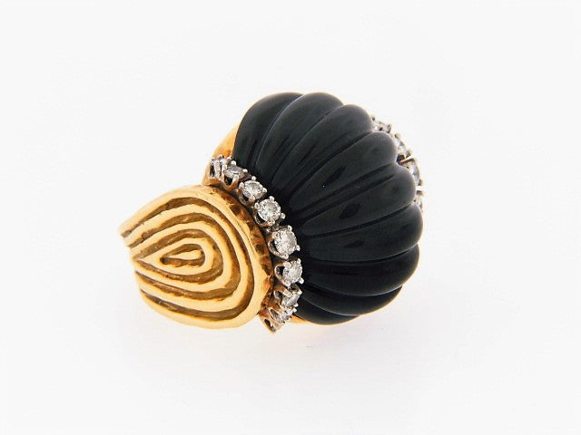 18K-YG ONYX AND DIAMOND RING BY 