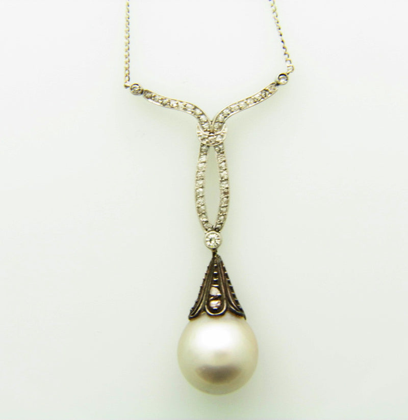 PLATINUM / SILVER NATURAL PEARL AND DIAMOND PENDANT