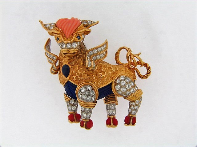 18K-YG TAURUS BULL MOTIF DESIGN BROOCH