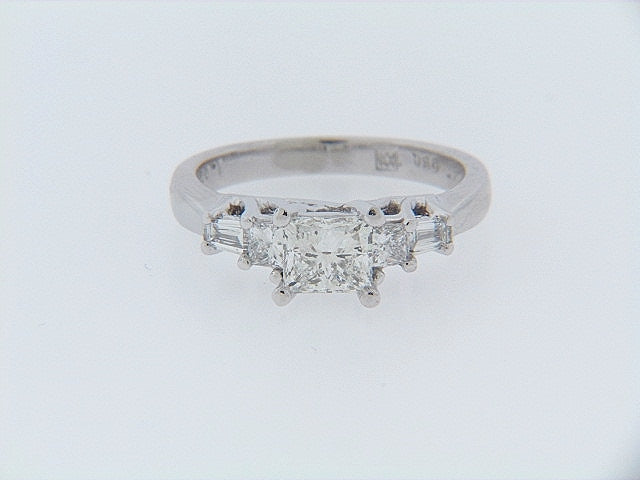 PLATINUM DIAMOND SOLITAIRE RING | 18 Karat Appraisers | Beverly Hills, CA | Fine Jewelry