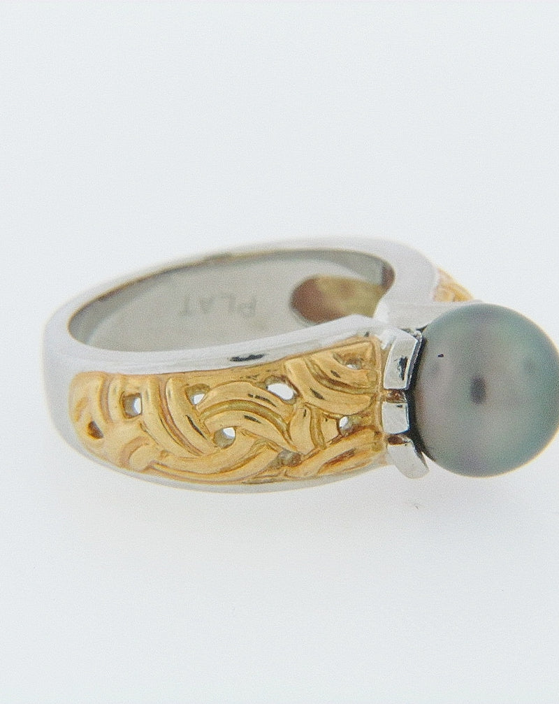 18K-YG AND PLATINUM PEARL RING