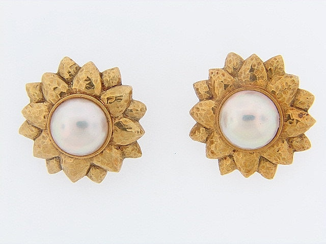 18K-YG SUNFLOWER MABE PEARL EARCLIPS