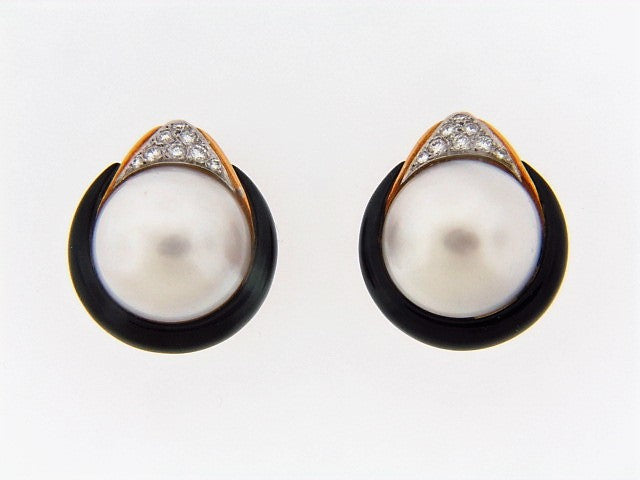 18K-YG MABE PEARL, DIAMOND AND ONYX EARCLIPS