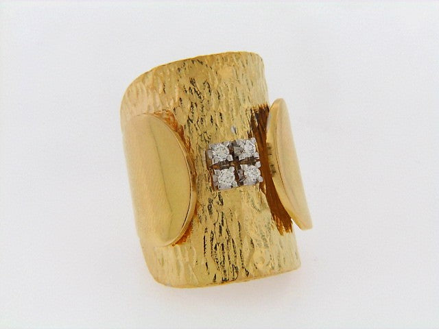 18K-YG HAMMERED GOLD DIAMOND RING