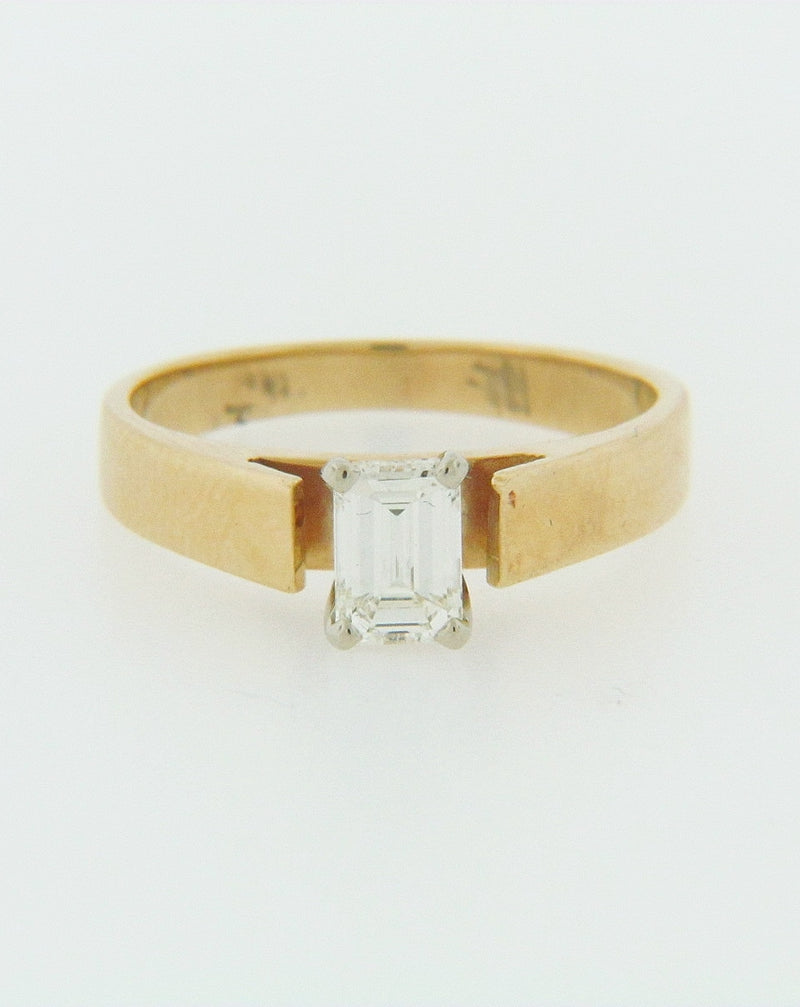 14K YELLOW GOLD DIAMOND SOLITAIRE RING | 18 Karat Appraisers | Beverly Hills, CA | Fine Jewelry