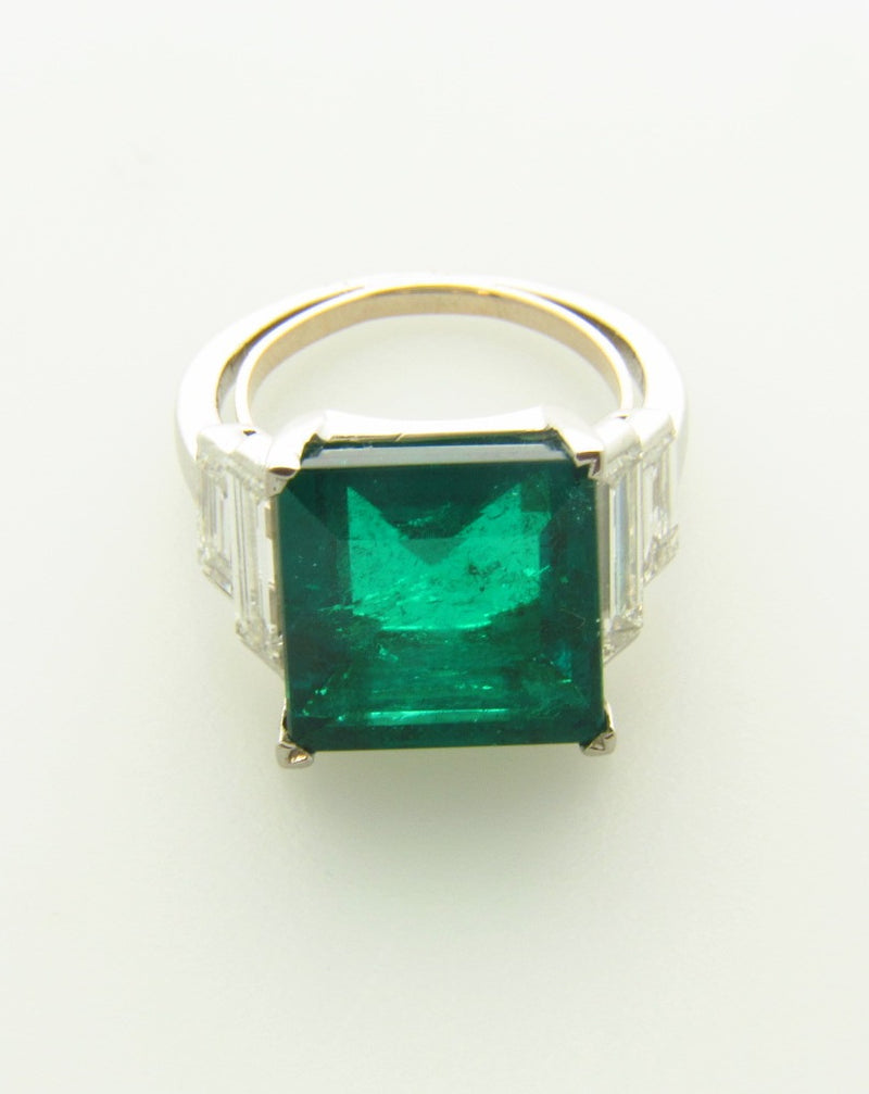 Platinum, Emerald and Diamond Ring | 18 Karat Appraisers | Beverly Hills, CA | Fine Jewelry