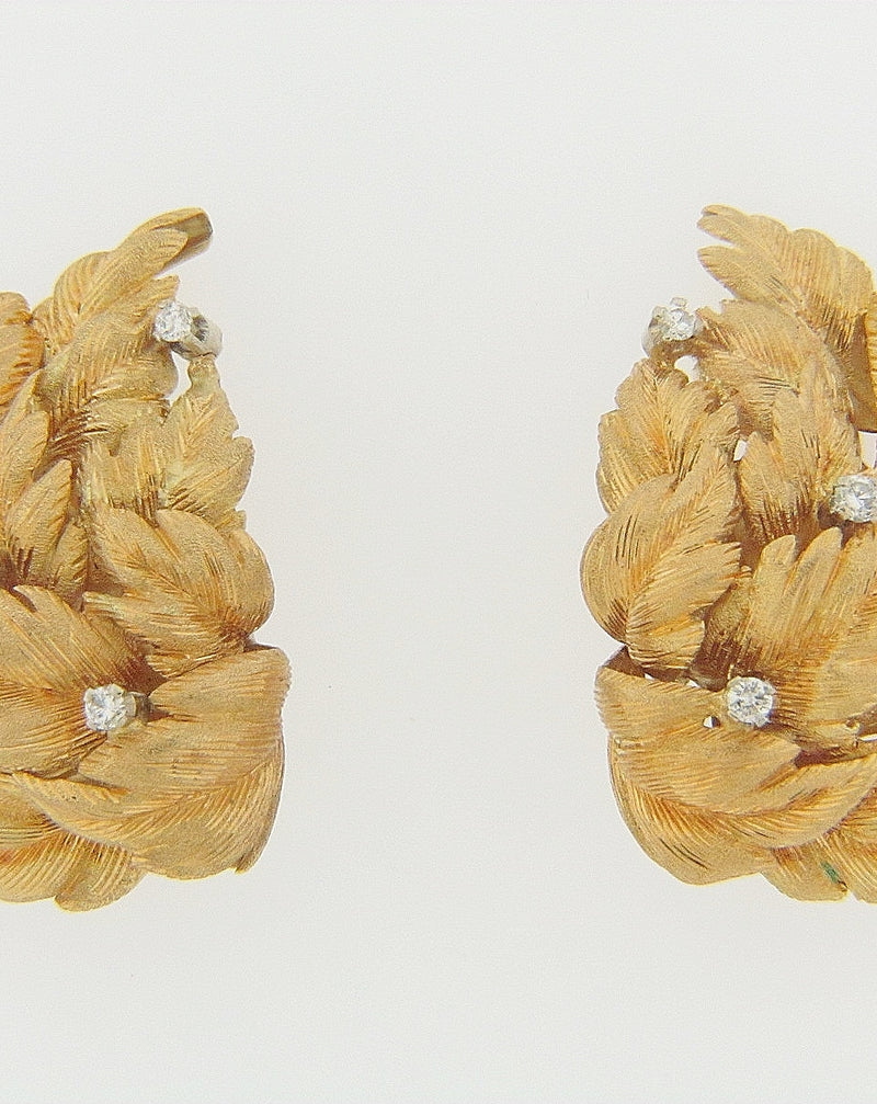 18K YELLOW GOLD LEAF MOTIF DIAMOND EARCLIPS | 18 Karat Appraisers | Beverly Hills, CA | Fine Jewelry