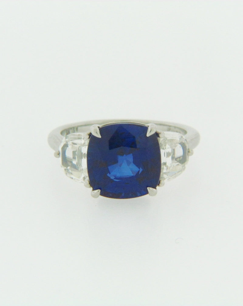 PLATINUM SAPPHIRE AND DIAMOND RING | 18 Karat Appraisers | Beverly Hills, CA | Fine Jewelry