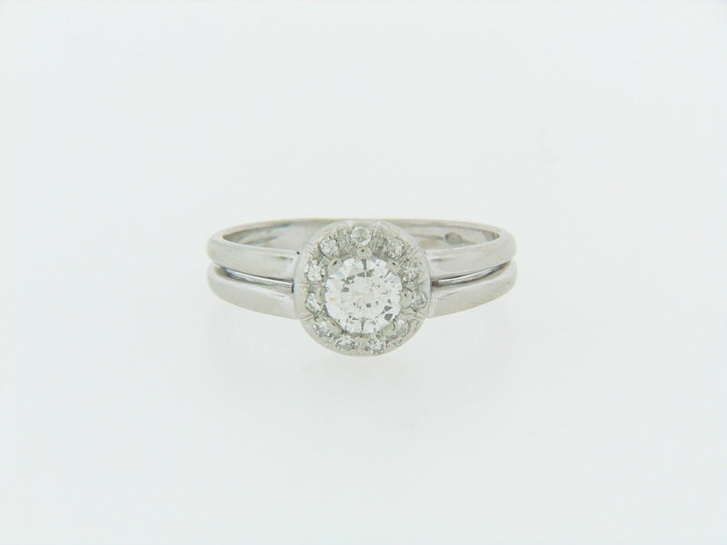 18K-WG DIAMOND SOLITAIRE RING