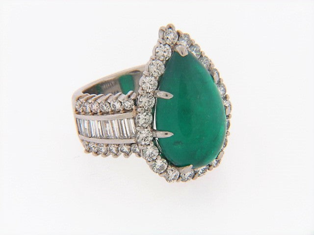 PLATINUM EMERALD AND DIAMOND RING | 18 Karat Appraisers | Beverly Hills, CA | Fine Jewelry