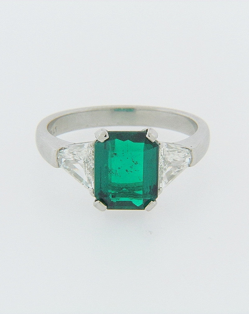 PLATINUM COLOMBIAN EMERALD AND DIAMOND RING | 18 Karat Appraisers | Beverly Hills, CA | Fine Jewelry