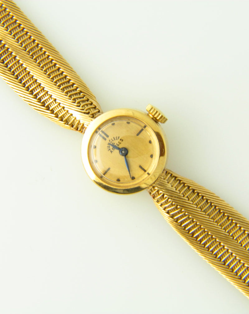 18K Yellow Gold Wristwatch by 