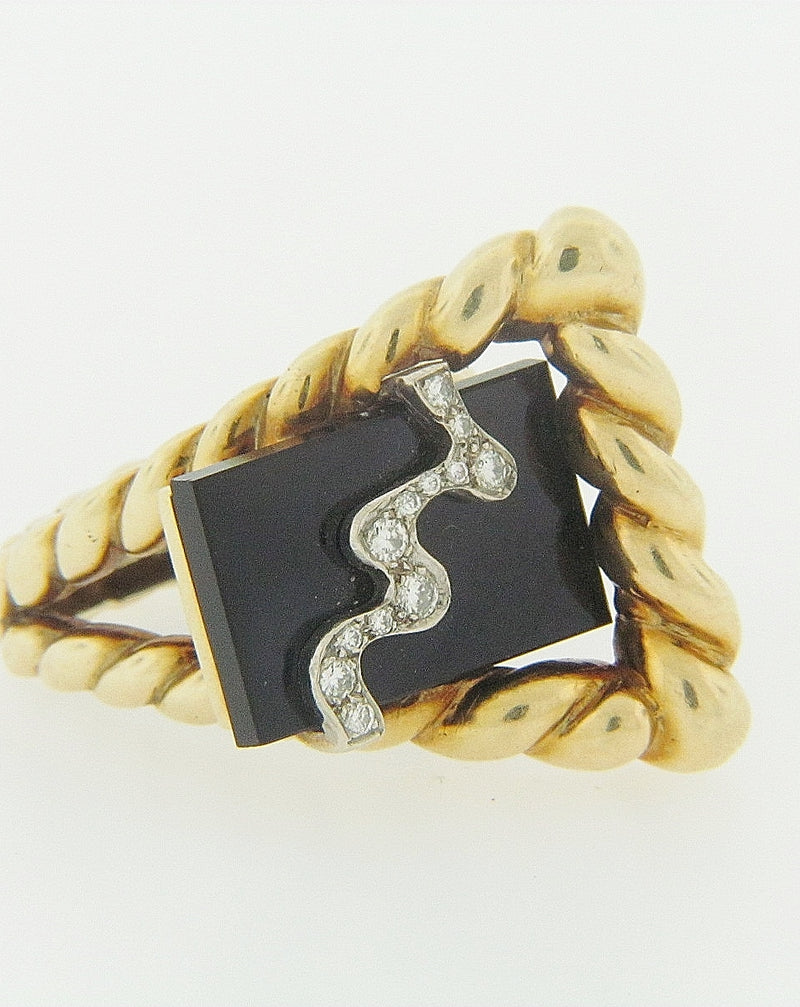 18K YELLOW GOLD ONYX AND DIAMOND RING | 18 Karat Appraisers | Beverly Hills, CA | Fine Jewelry