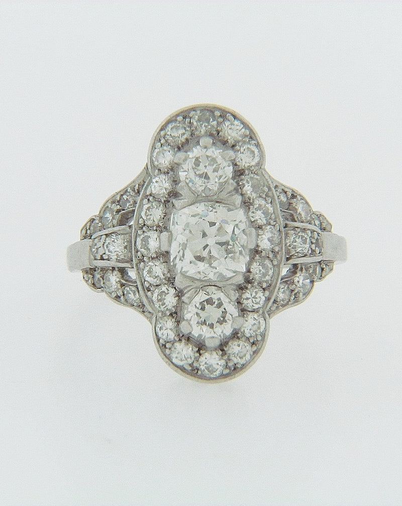PLATINUM DIAMOND RING | 18 Karat Appraisers | Beverly Hills, CA | Fine Jewelry